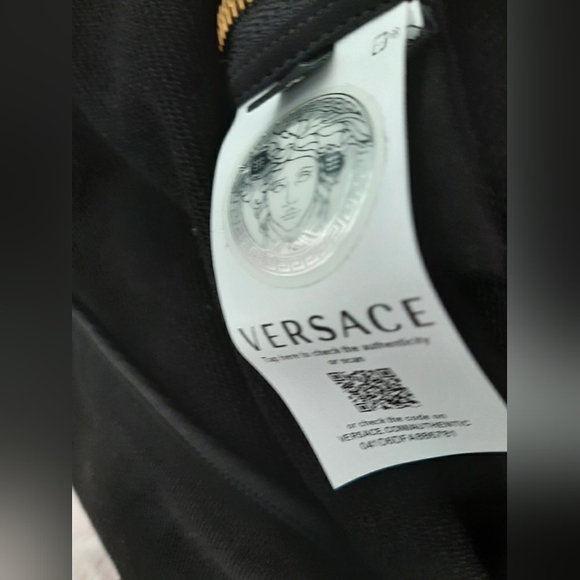 Authentic Gianni Versace Hoodie - Picture 6 of 15